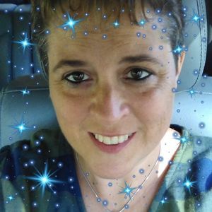 Meet your Posher, Nichole